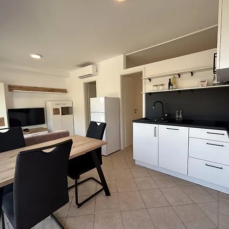 Апартаменти Apartma Papillon